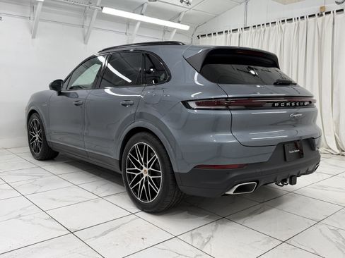 New 2026 Porsche Cayenne E-Hybrid image 14