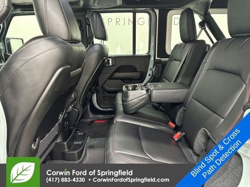 Used 2024 Jeep Wrangler Unlimited Rubicon image 19