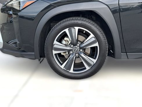 Used 2024 Lexus UX 250h FWD image 12