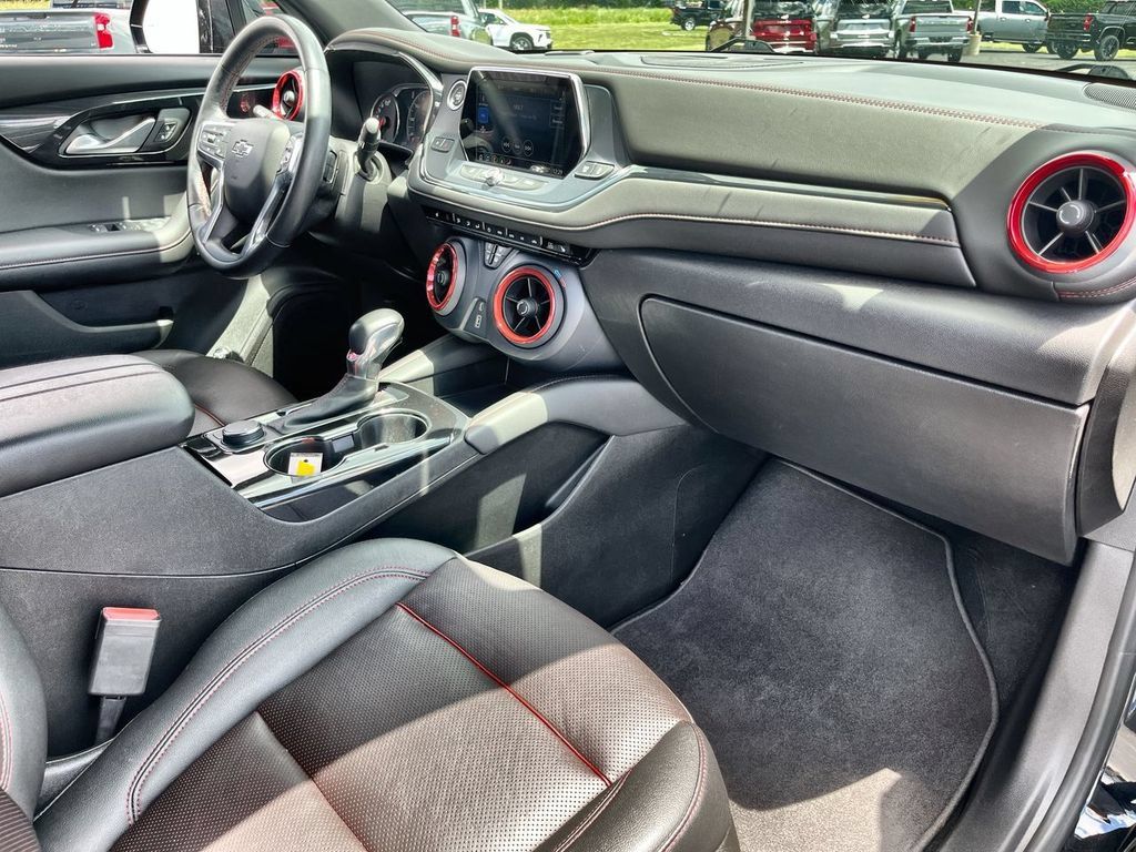 Used 2022 Chevrolet Blazer RS AWD/4WD image 28