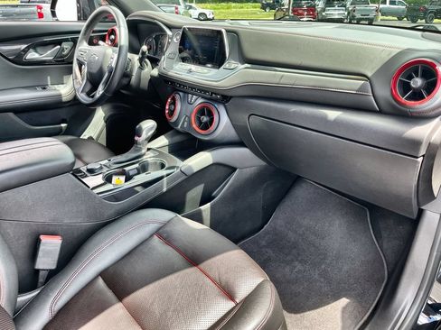 Used 2022 Chevrolet Blazer RS AWD/4WD image 28