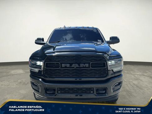 Used 2022 RAM 2500 Limited w/ Night Edition AWD/4WD image 9