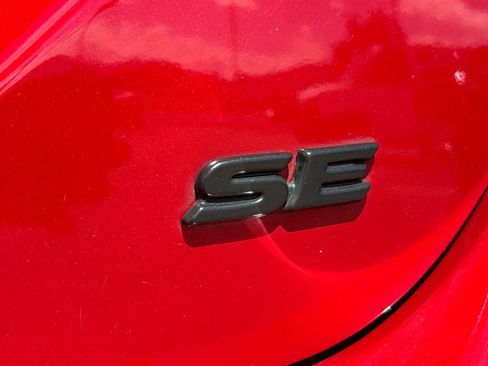 Used 2023 Toyota Camry SE FWD image 23
