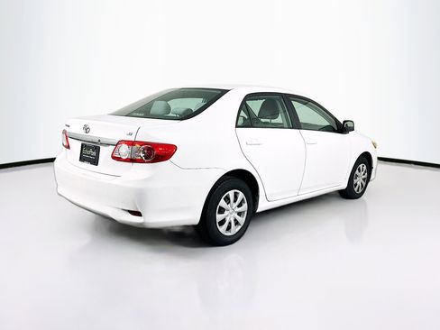 Used 2011 Toyota Corolla LE image 9