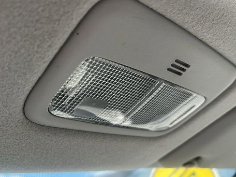 Used 2010 Toyota Corolla LE FWD image 14