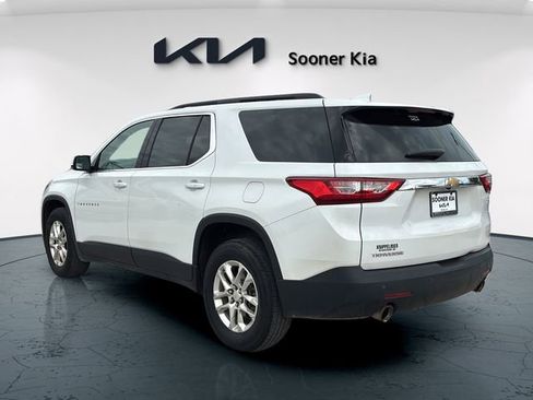 Used 2019 Chevrolet Traverse LT w/ LPO, Floor Liner Package FWD image 4