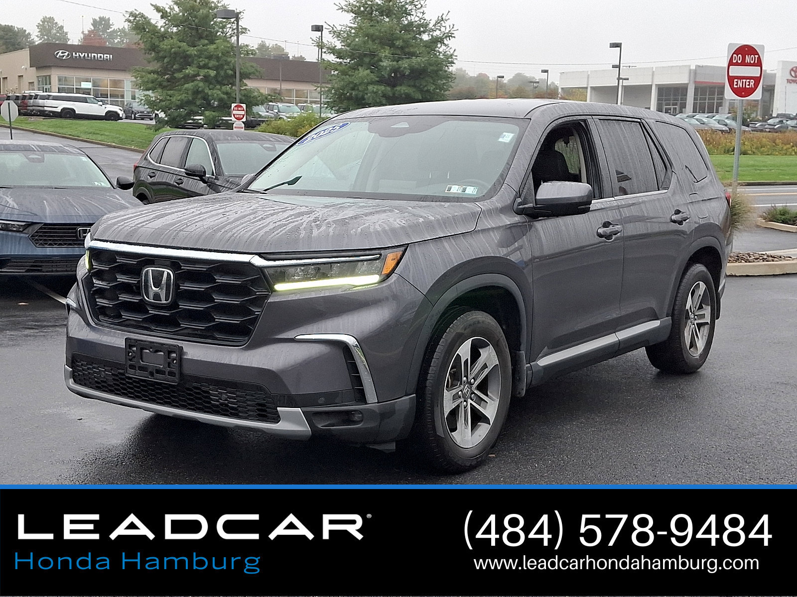 Used 2025 Honda Pilot EX-L image 2