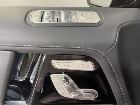 Used 2022 Mercedes-Benz G 550 image 7