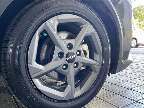 Used 2025 Kia K4 FWD image 33