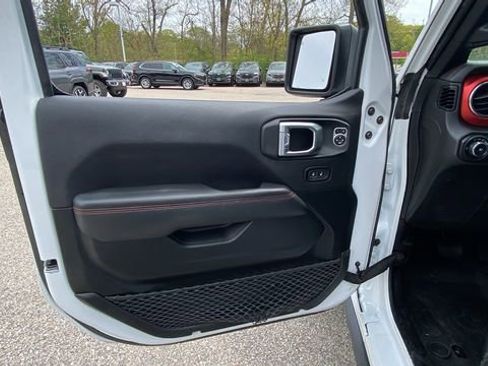 Used 2021 Jeep Wrangler Unlimited Rubicon AWD/4WD image 15