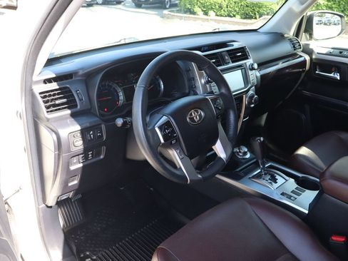 Used 2018 Toyota 4Runner Limited AWD/4WD image 21