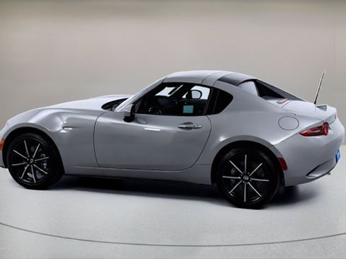 New 2026 MAZDA MX-5 Miata RF Grand Touring w/ Weather Package RWD image 4