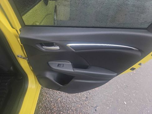 Used 2015 Honda Fit LX image 19