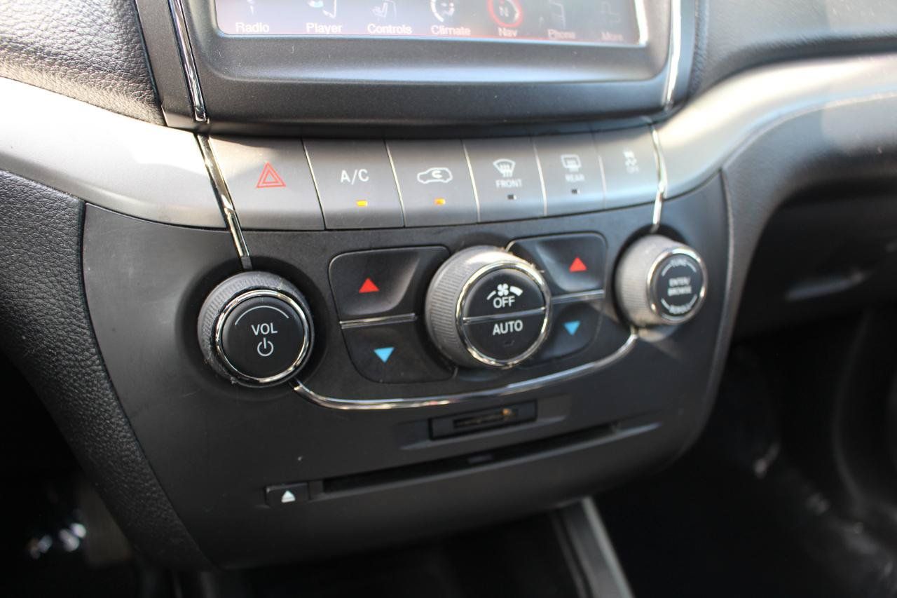 Used 2016 Dodge Journey Crossroad AWD/4WD image 28