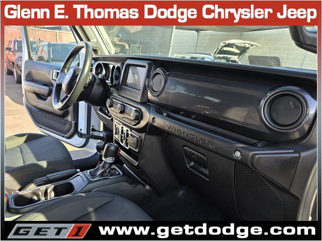 Certified 2022 Jeep Wrangler Unlimited Sport AWD/4WD image 28