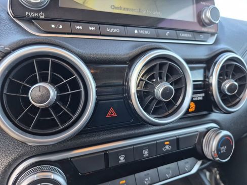 Used 2022 Nissan Sentra SV image 23