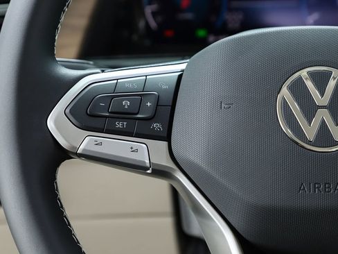 New 2026 Volkswagen Atlas SE FWD image 59