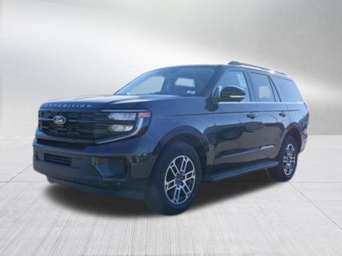 New 2025 Ford Expedition Active image 7