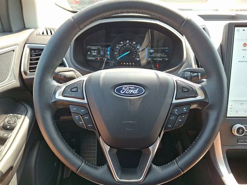 Used 2024 Ford Edge SEL w/ Convenience Package AWD/4WD image 18