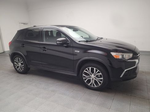 Used 2018 Mitsubishi Outlander Sport ES FWD image 11