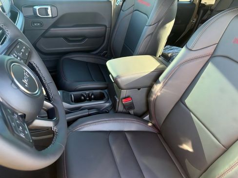 New 2026 Jeep Gladiator Rubicon image 16