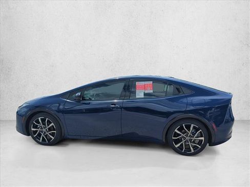 New 2026 Toyota Prius Plug-In Hybrid FWD image 8