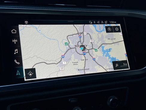 Used 2023 Audi Q3 2.0T Premium Plus w/ Premium Plus Package image 28