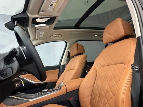 New 2026 BMW X7 xDrive40i image 14