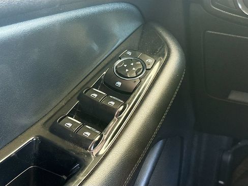 Used 2019 Ford Edge SEL w/ Equipment Group 201A FWD image 17