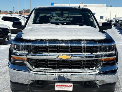Used 2019 Chevrolet Silverado 1500 LD LT image 3