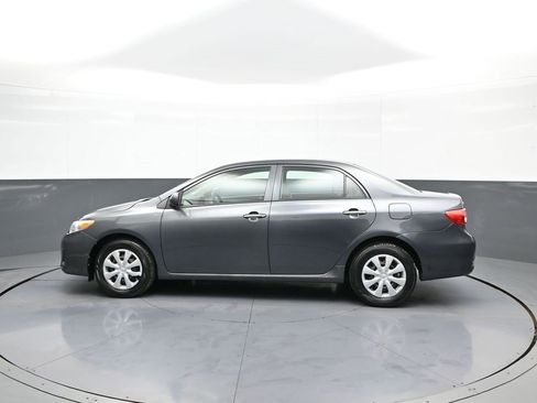 Used 2012 Toyota Corolla LE image 9