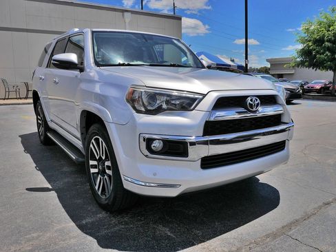 Used 2014 Toyota 4Runner Limited AWD/4WD image 3