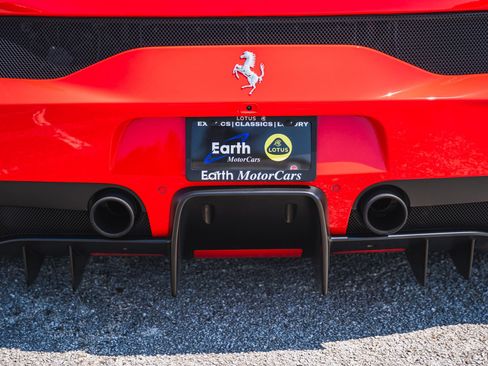 Used 2015 Ferrari 458 Speciale Coupe RWD image 38