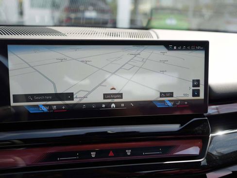 New 2026 BMW i5 eDrive40 image 18