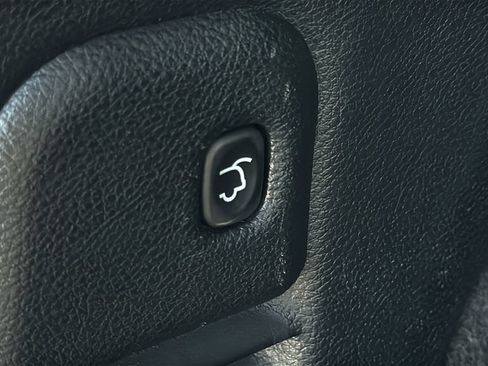 Used 2018 Jeep Grand Cherokee SRT AWD/4WD image 9