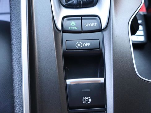 Used 2022 Honda Accord Sport image 16