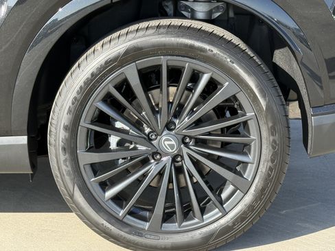 New 2026 Lexus RX 350 FWD image 16