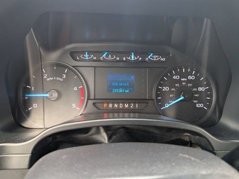 Used 2017 Ford F250 XL w/ Power Equipment Group AWD/4WD image 14