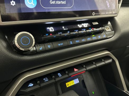 Used 2023 Toyota Tundra Limited image 22