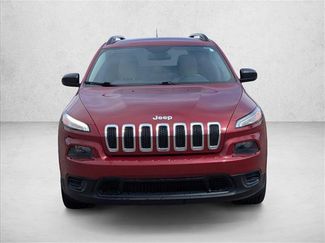 Used 2016 Jeep Cherokee Sport FWD video 2
