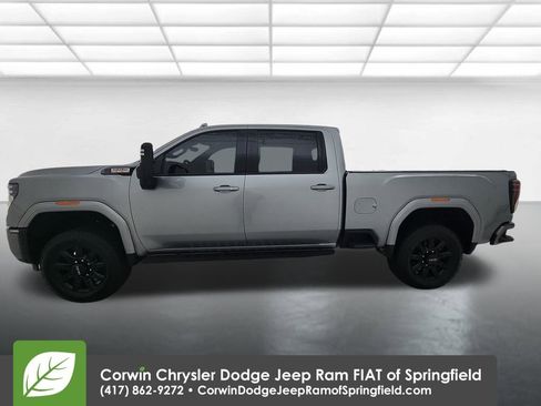 Used 2024 GMC Sierra 2500 AT4 w/ Technology Package image 5