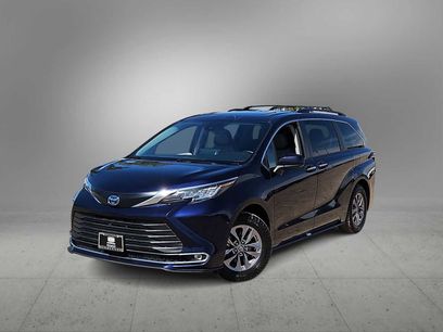 Used 2023 Toyota Sienna XLE