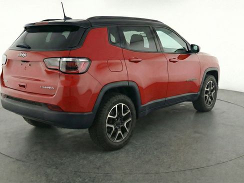 Used 2025 Jeep Compass Trailhawk AWD/4WD image 9
