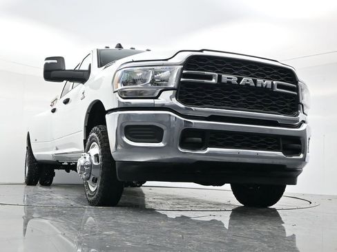 Used 2024 RAM 3500 Tradesman w/ Chrome Appearance Group image 48