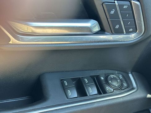 Used 2025 Chevrolet Silverado 1500 LTZ w/ LTZ Premium Package AWD/4WD image 32