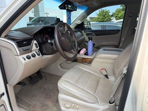 Used 2015 GMC Yukon XL Denali w/ Premium Package AWD/4WD image 6