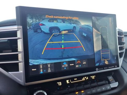 Used 2023 Toyota Sequoia Platinum image 21