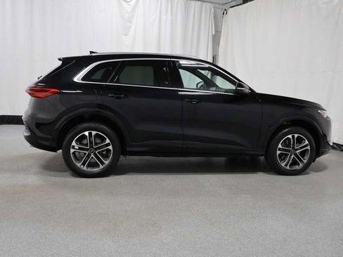 Certified 2025 Audi Q5 Premium w/ Convenience Package AWD/4WD image 10