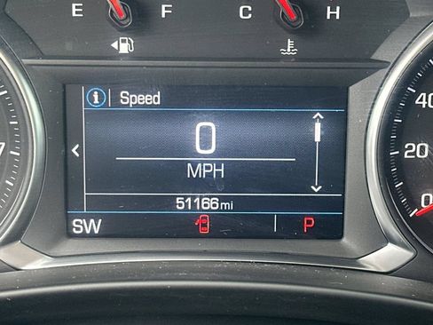 Used 2024 GMC Terrain SLE FWD image 22