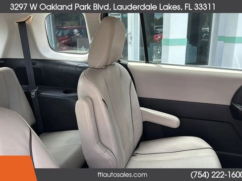Used 2015 MAZDA MAZDA5 Grand Touring FWD image 55